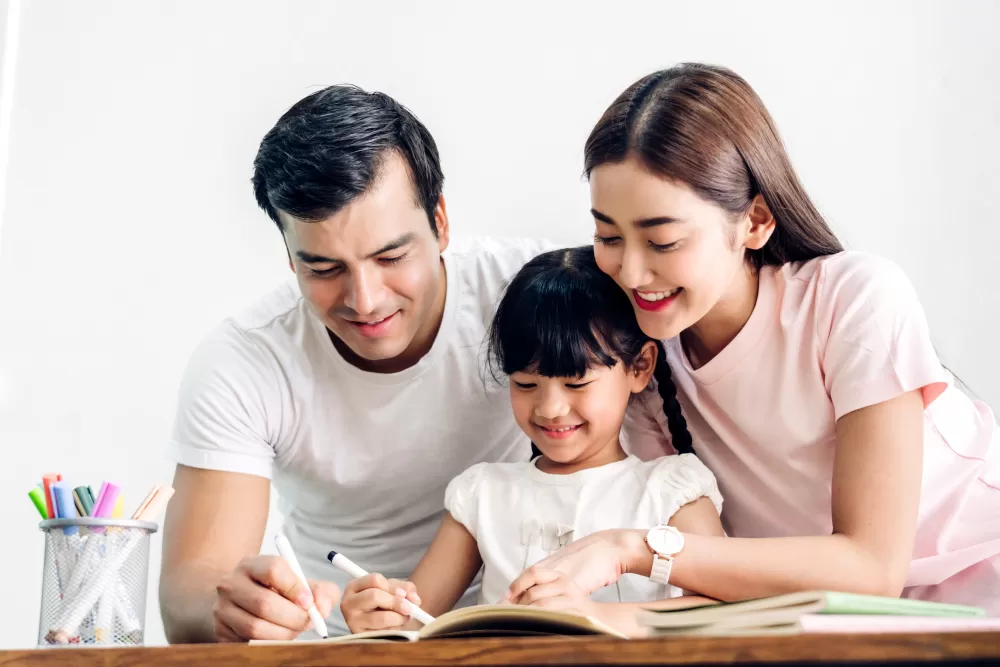 Peran Orang Tua dalam Pendidikan Anak di Rumah
